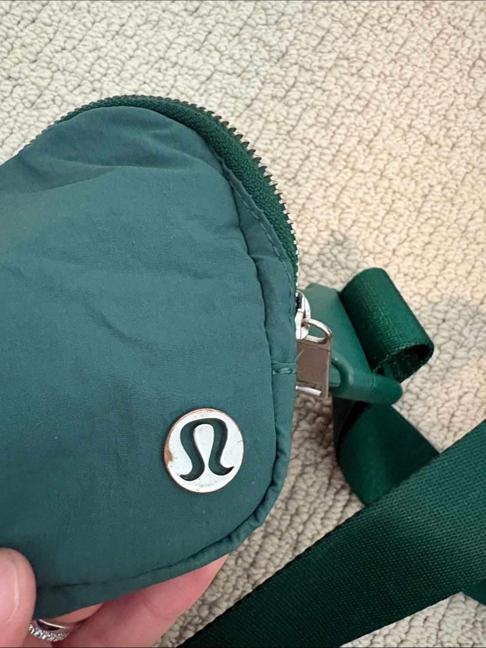 Lululemon Green Belt Bag - Picture 5 of 5